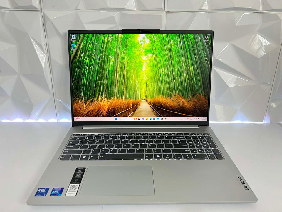 Lenovo Ideapad Slim 5i - Ultra 5 125H - 16GB 7467Mhz - 512GB SSD - FHD - 100% Battery