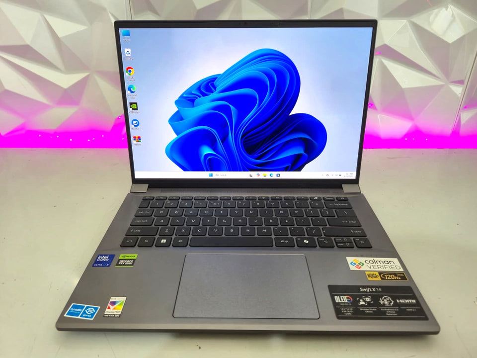 Acer Swift 14 Go Laptop - Ultra 7 155H - RTX 4050 - 32GB DDR5 - 1TB SSD - 2K 120Hz OLED