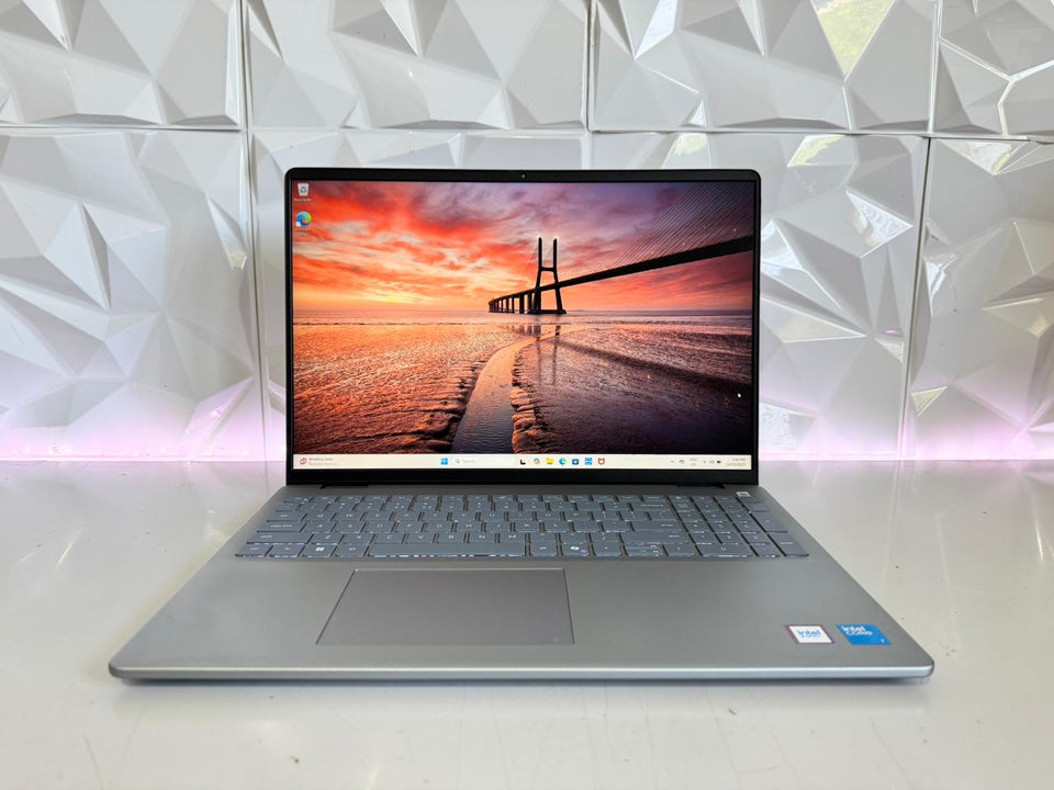 Dell Inspiron 16 Laptop - Ultra 7 150U - 64GB DDR5 RAM - 1TB SSD - FHD IPS - 100% Battery