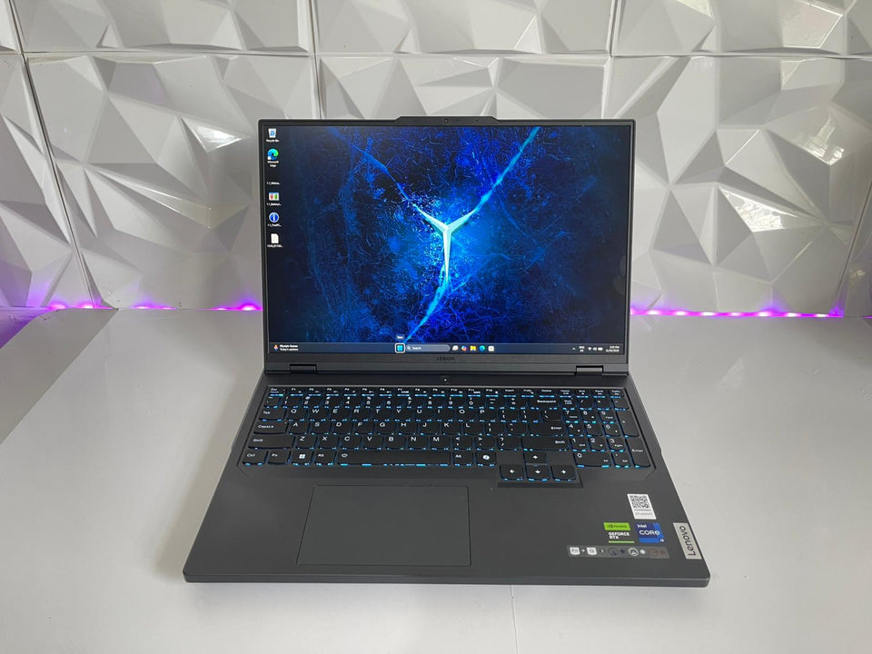 Lenovo Legion Pro 5i - i9-14900HX - 32GB DDR5 - RTX 4070 - 1TB SSD - 2K 165Hz - 1Y WTY