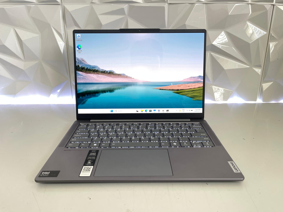 Lenovo Yoga Slim 7 - Ultra 7 155H - 32GB LDDR5X - 1TB SSD - WTY 09/2026