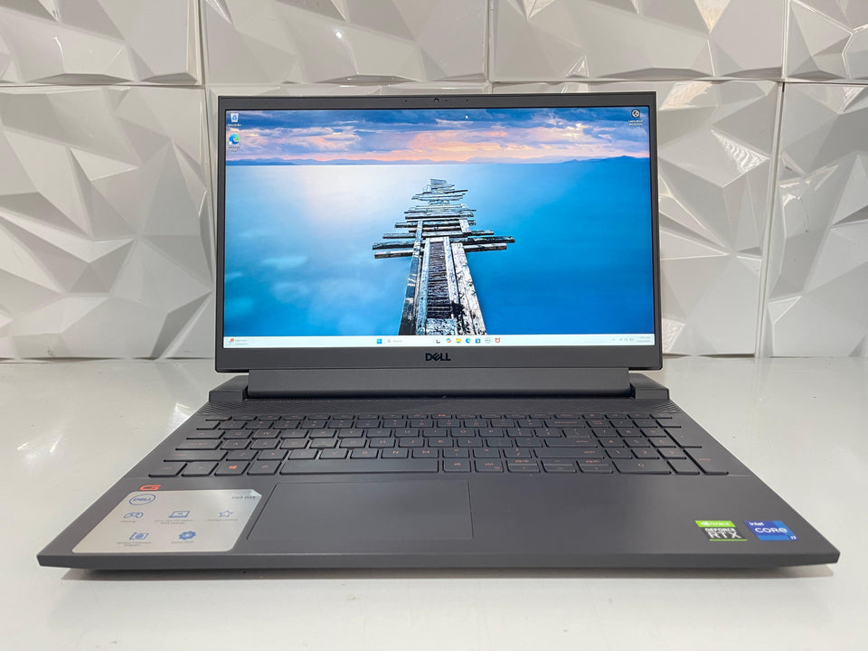 (FREE SHIP) Dell G15 Gaming Laptop - i7-11800H - 32GB RAM - RTX 3050 Ti - 512GB - 120Hz