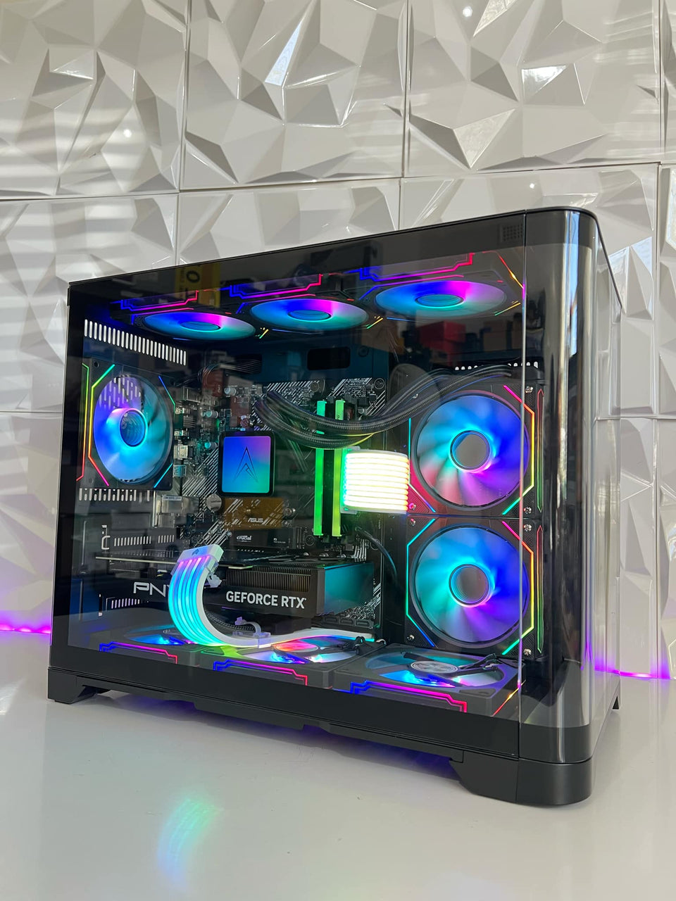 HYPE ONYX I GAMING PC - RTX 4060/4060Ti/4070 - AMD 7800XT