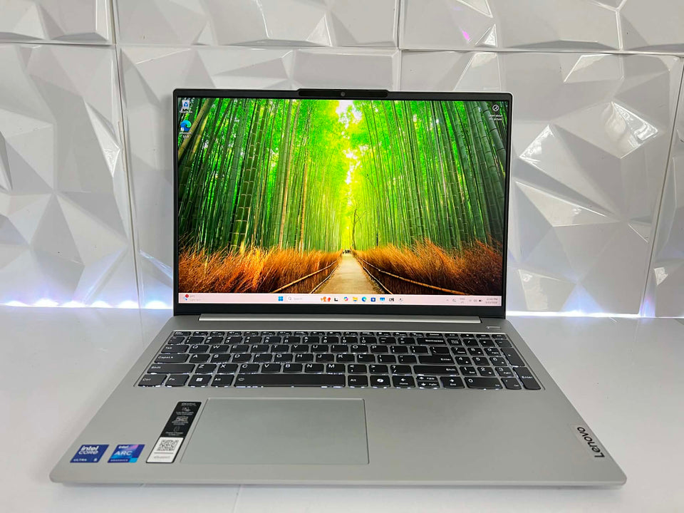 Lenovo Ideapad Slim 5i - Ultra 5 125H - 16GB 7467Mhz - 512GB SSD - FHD - 100% Battery
