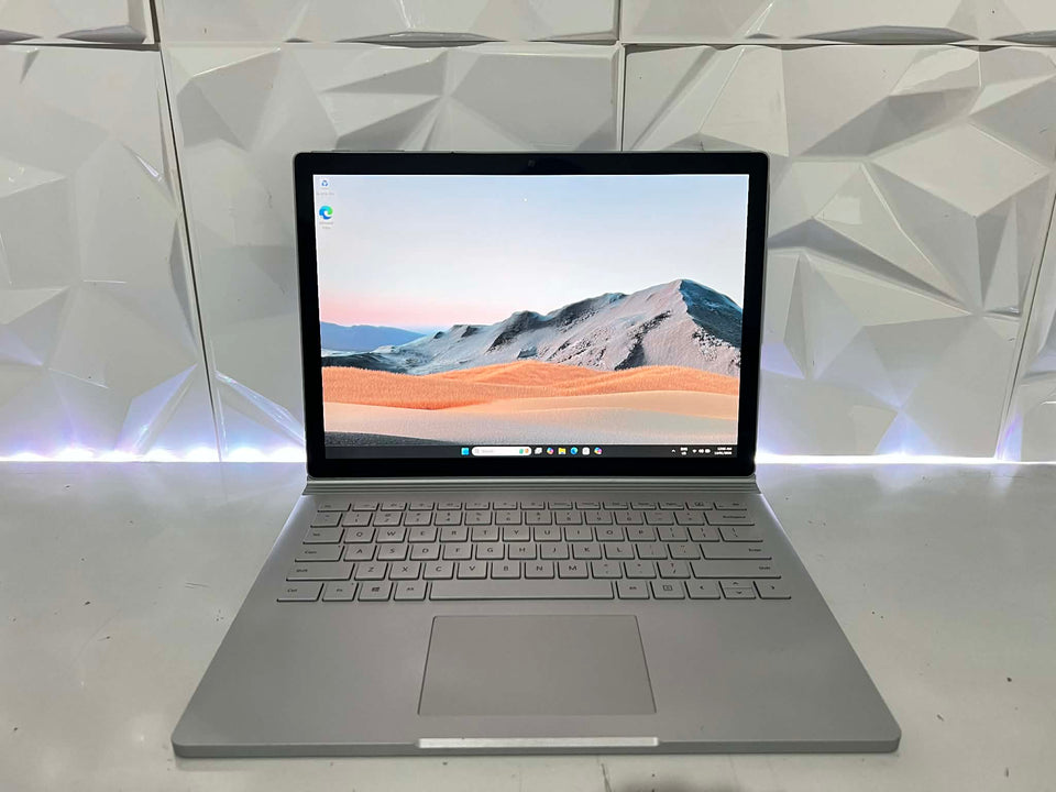 Microsoft Surfacebook 3 Laptop - i7-1065G7 - 32GB RAM - 1TB SSD - GTX 1650 - 3K Touch