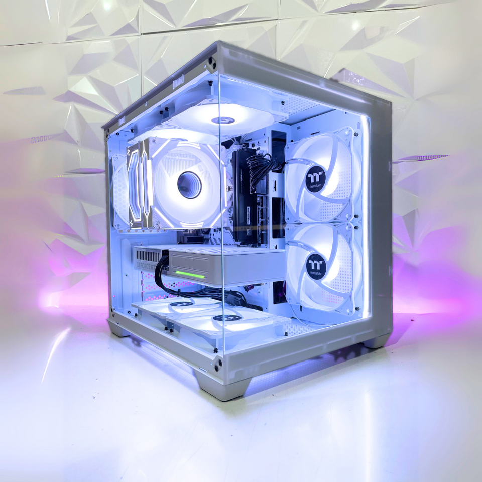 💥PROMOTION💥TOPAZ SNOW II PC - RTX 5060 White - RYZEN 7-5700X - 32GB - 1TB SSD