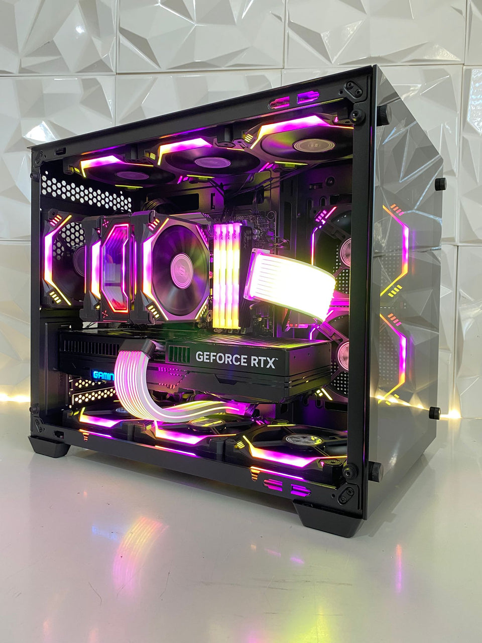 🔥 May Madness Limited Deal 1 – Intel i7-12700F - RTX 2080 Ti Gaming PC 🔥