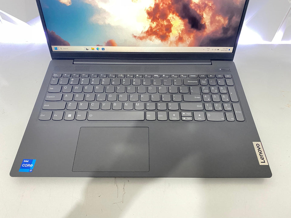 (FREE SHIP) Lenovo Ideapad Slim - i7-1165G7 - 16GB RAM - 512GB SSD - FHD - 100% Battery