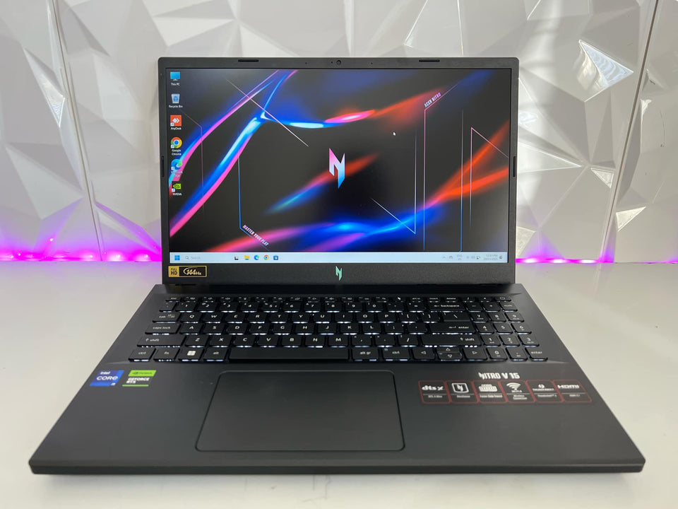 Acer Nitro V Laptop - i9-13900H - RTX 4060 8GB - 32GB RAM - 1TB SSD - 144Hz