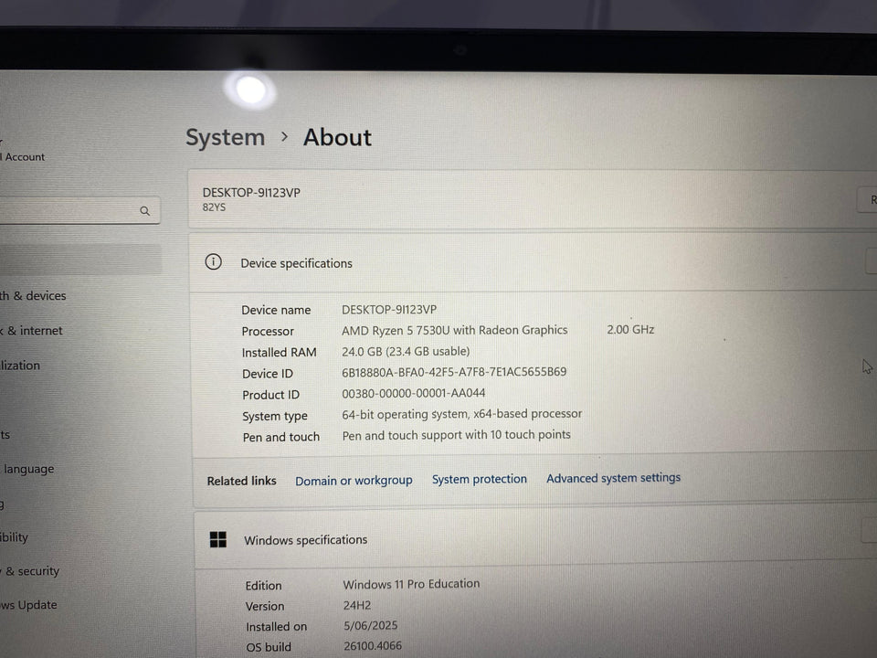 (FREE SHIP) Lenovo Yoga 13W 2in1 Touch Screen - Ryzen 5-7350U - 24GB RAM - 512GB SSD