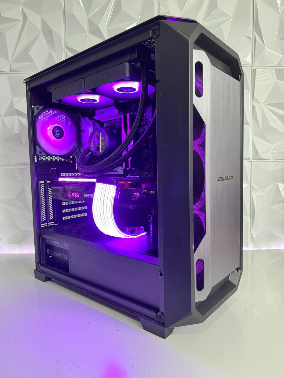 COURGAR AI PC - R7-7800X3D - RTX 3090 24GB - 64GB DDR5 - 1TB SSD + 4TB HDD