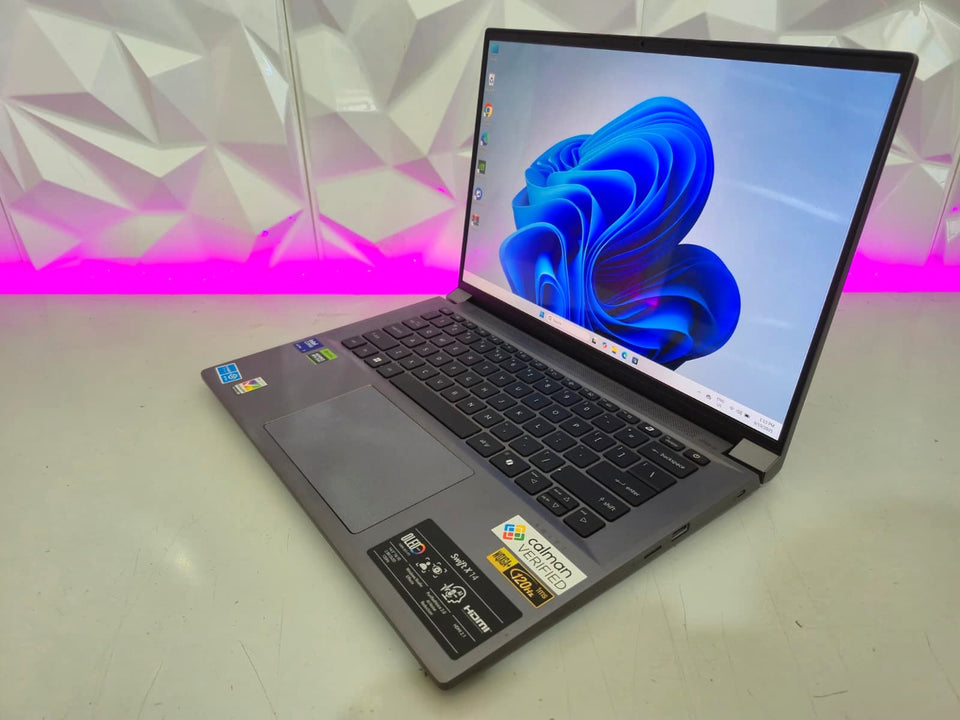 Acer Swift 14 Go Laptop - Ultra 7 155H - RTX 4050 - 32GB DDR5 - 1TB SSD - 2K 120Hz OLED