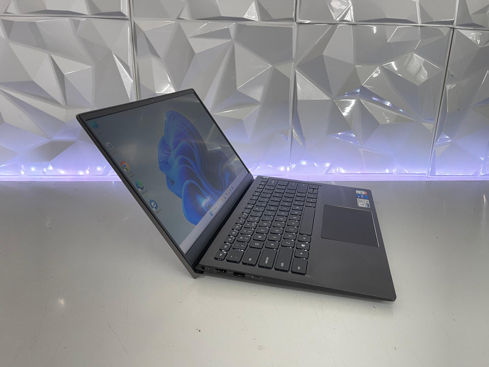 (FREE SHIP) Dell Vostro 14 5410 Laptop - i7-11390H - 16GB RAM - 512GB SSD - FHD IPS