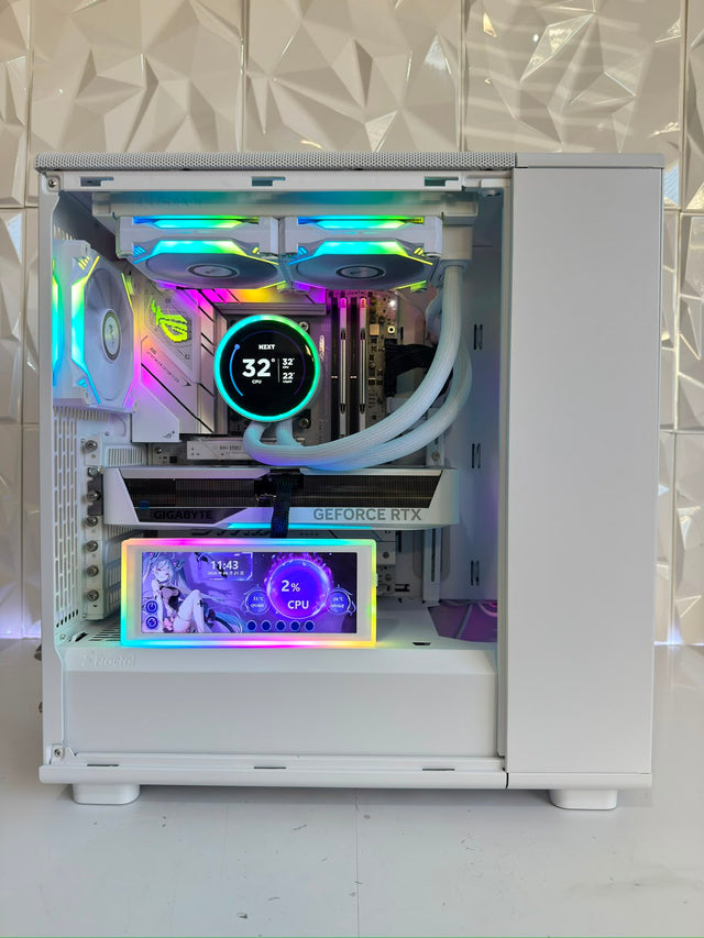 🔥TAX TIME🔥Fractal Design Epoch – RTX 5070 - Ryzen 7-9800X3D – 32GB CL28 - 1TB SSD