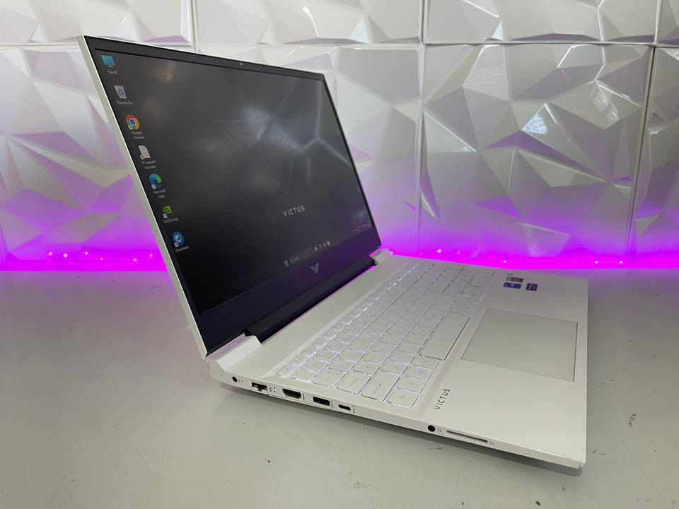 (FREE SHIP) HP Victus 16 Laptop - i7-11800H - RTX 3060 - 32GB RAM - 1TB SSD - 144Hz