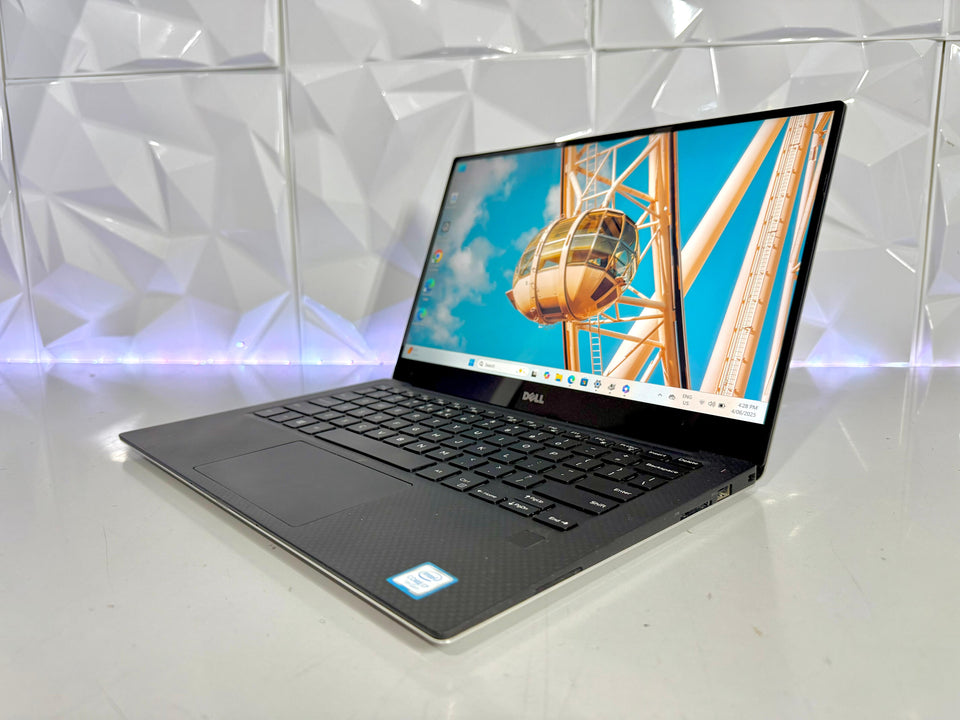 (FREE SHIP) Dell XPS 13 Touch Screen Laptop - i7-7560U - 16GB RAM - 512GB SSD - FHD IPS