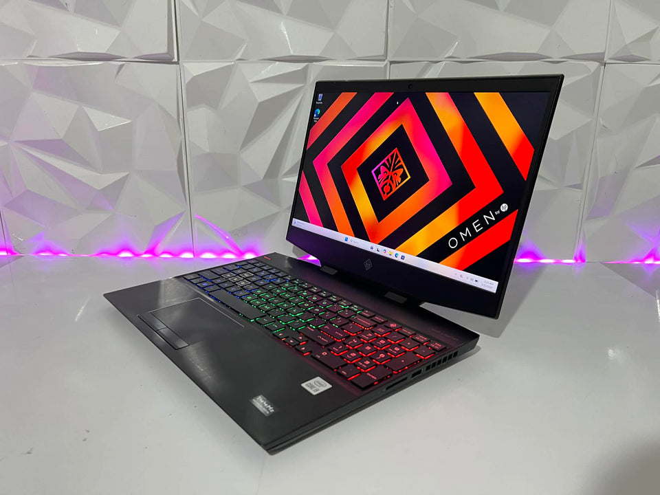 HP Omen Laptop | i9-10885H | RTX 2080 Super | 64GB RAM | 512GB SSD | 144Hz
