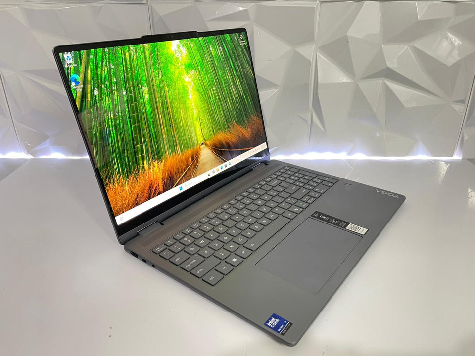 Lenovo Yoga 7i TS 16ILL10 - Ultra 7 258V - 32GB DDR5 RAM - 1TB SSD - 2.8K OLED