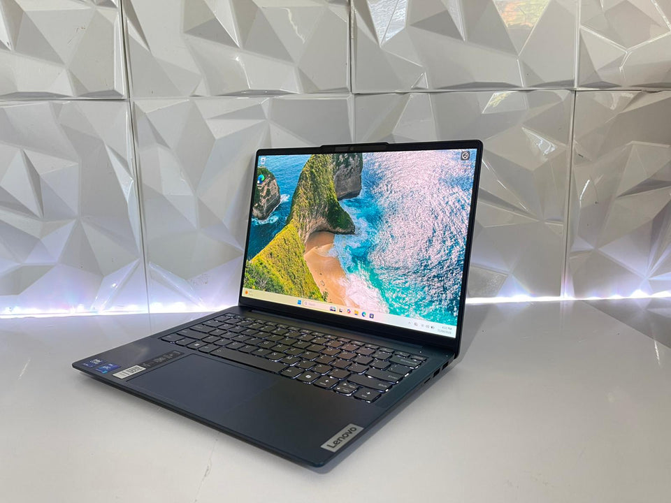 Lenovo Ideapad Slim 5 - Ultra 7 155H - 32GB RAM - 1TB SSD - OLED - 1Y WTY