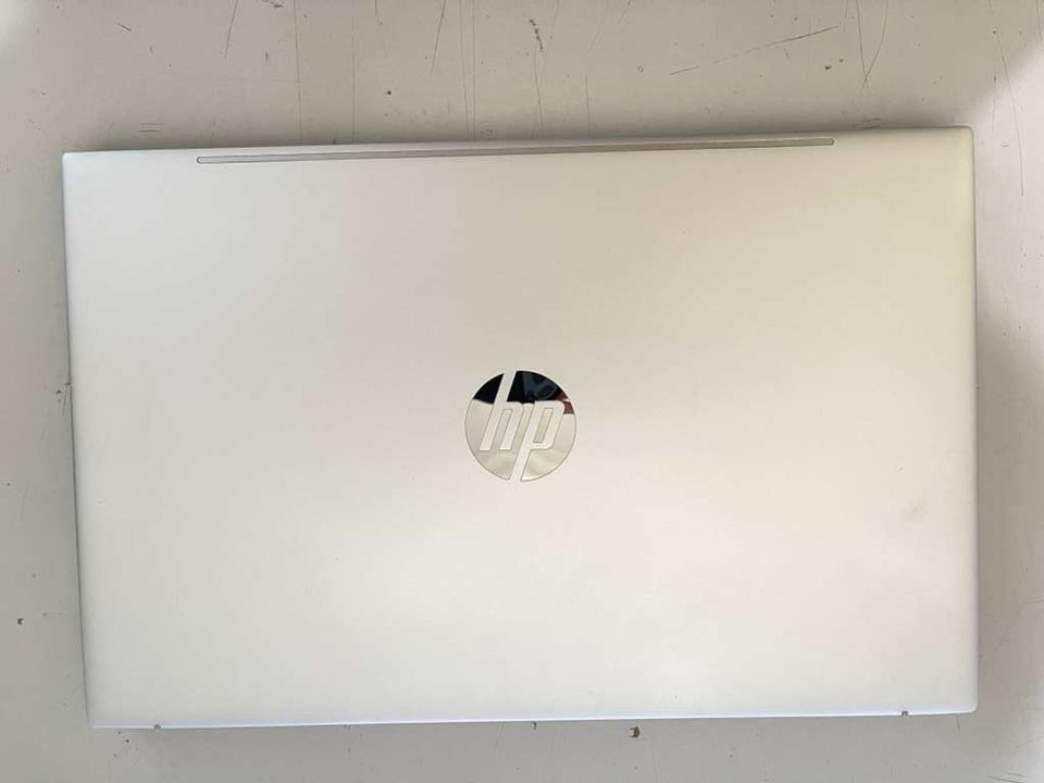 HP Pavilion 15 Laptop - Ryzen 7-7730U - 32GB RAM - 512GB SSD - FHD IPS - 100% Battery