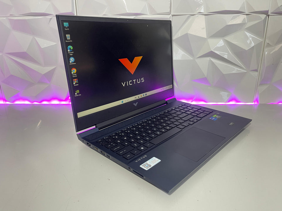 (FREE SHIP)  HP Victus 16 Laptop - i7-12700H - RTX 3060 - 16GB DDR5 - 1TB SSD - 144Hz