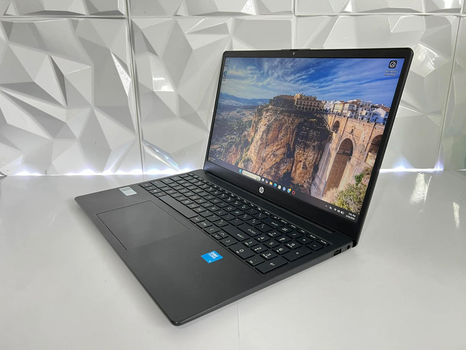 HP 15 Business Laptop - Ultra 5 120U - 16GB RAM - 256GB SSD - FHD - 100% Battery