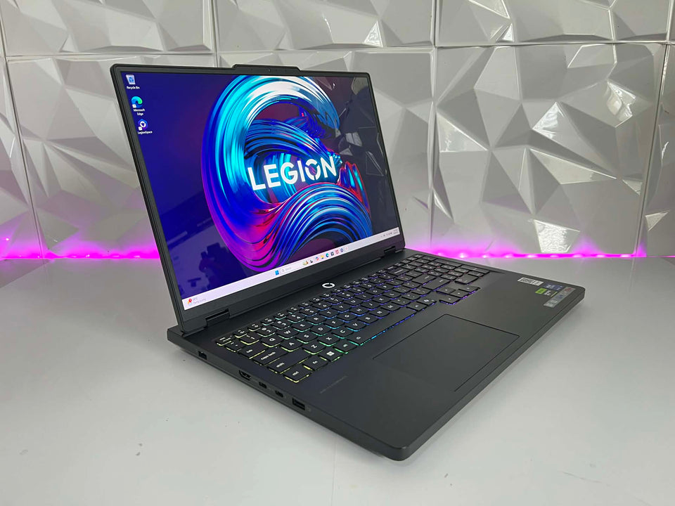 Lenovo Legion Pro 5i – Ultra 9 | 32GB | 1TB SSD | RTX 5070 Ti | 2K 240Hz | 1Y WTY