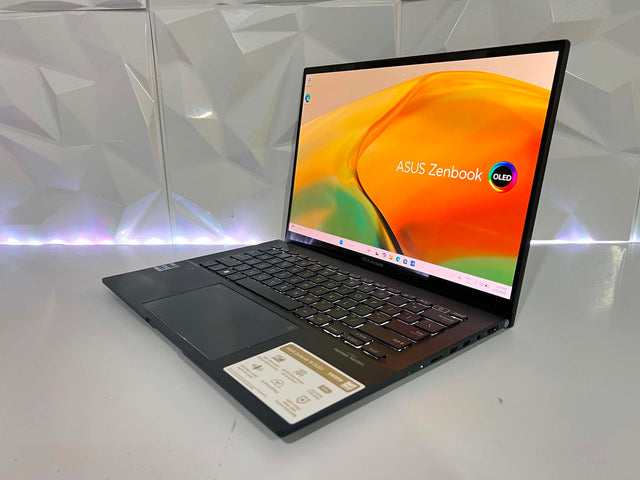 Asus Zenbook 14 TS - i9-13900H - 16GB DDR5 - 1TB Gen4 SSD - 2.8K OLED - 6M WTY