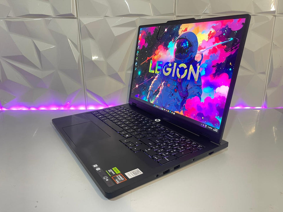 Lenovo Legion Pro 5 – Ryzen 9-8945HX | 32GB | 1TB SSD | RTX 5070 | 2K 240Hz | 1Y