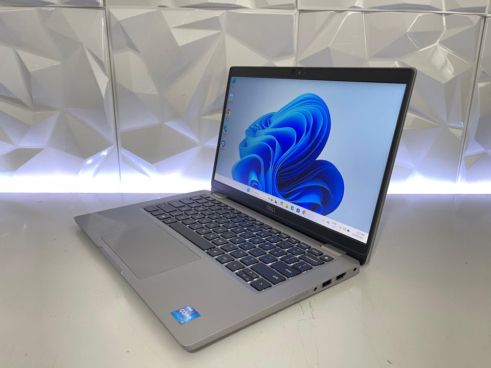 (FREE SHIP) Dell Latitude 5320 - i7-1185G7 - 32GB RAM - 512GB SSD - FHD IPS - 100% Battery