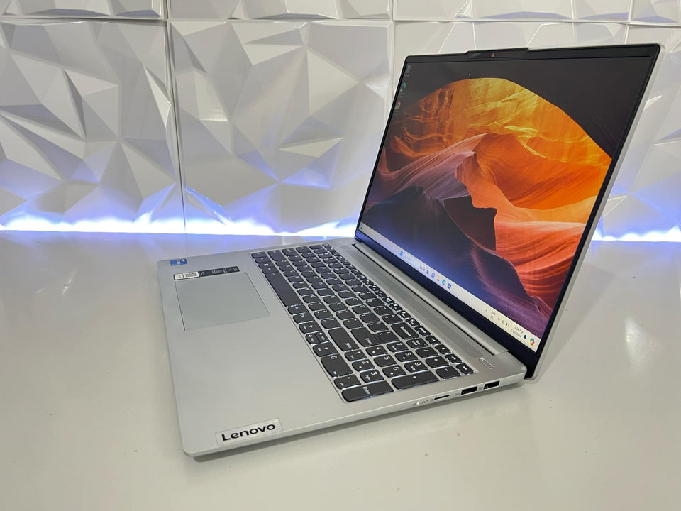 (Warranty 06/2026) Lenovo Slim 5 Laptop - Ultra 5-125H - 16GB DDR5 - 1TB SSD - OLED