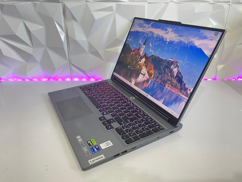 Lenovo Legion 5i – i9-14900HX / 32GB RAM / 1TB SSD / RTX 4060 / 2K 165Hz/ 1Y WTY