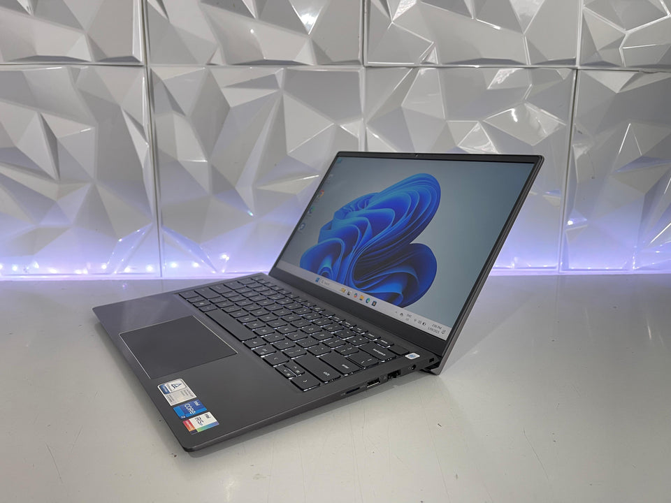 (FREE SHIP) Dell Vostro 14 5410 Laptop - i7-11390H - 16GB RAM - 512GB SSD - FHD IPS