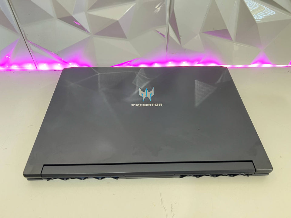 Acer Predator Laptop - RTX 2080 8GB - i7-9750H - 16GB RAM - 512GB SSD - 144Hz