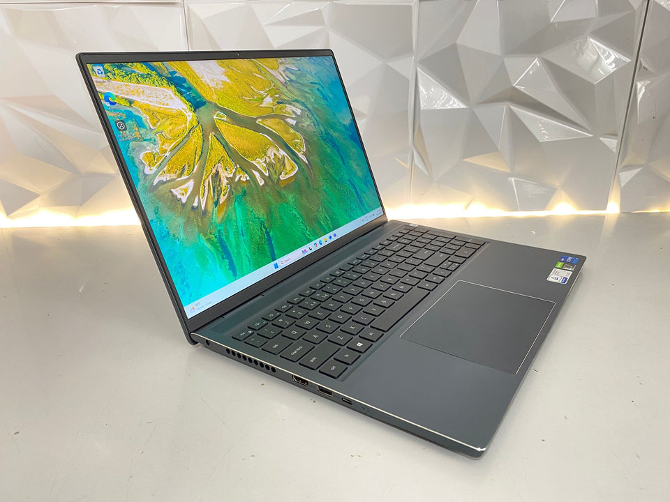 Dell Inspiron 4K Laptop - i7-11800H - 32GB RAM - 1TB SSD - RTX 3060