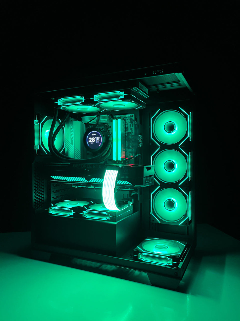 ❄️WINTER SALE❄️ Dark Fusion 2 PC – RTX 5070 12GB - R7-7800X3D - 32GB - 1TB SSD