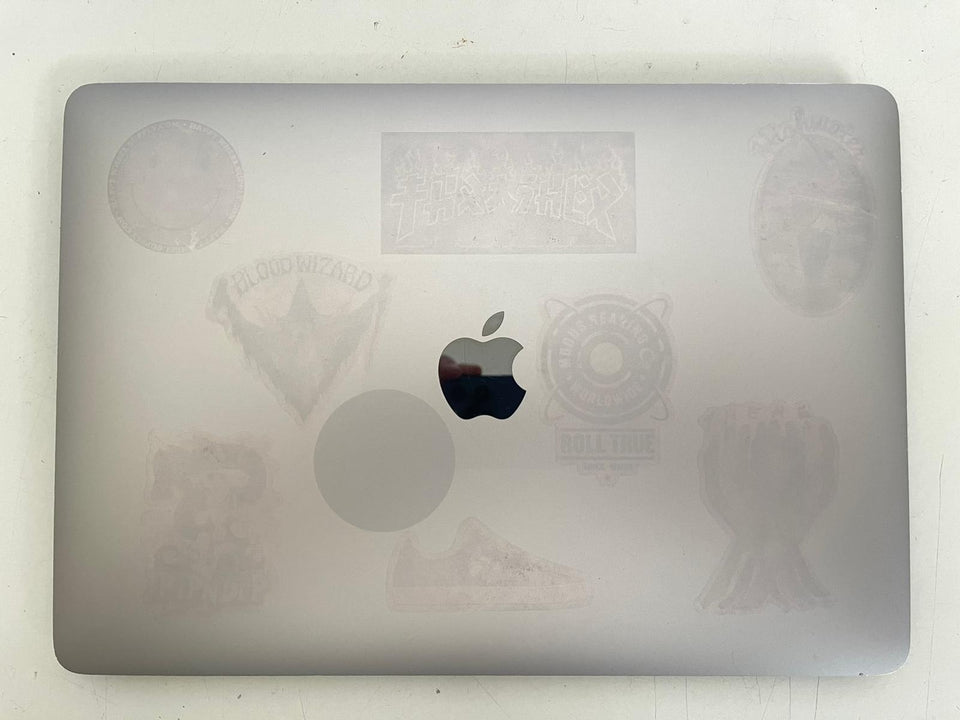 Macbook Book Air 13 2020 - M1 CPU - 8GB RAM - 256GB SSD - 180 Battery Cycles