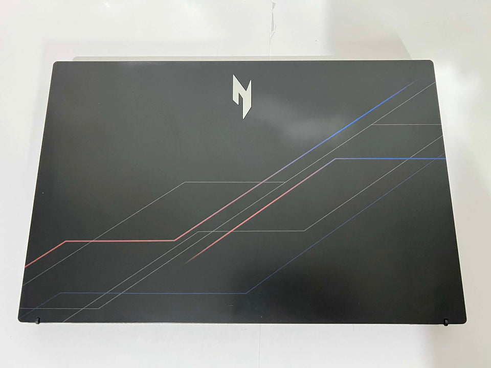 Acer Nitro V - Intel Core Ultra 5 210H - 32GB RAM - RTX 5050 8GB - 1TB SSD - 165Hz