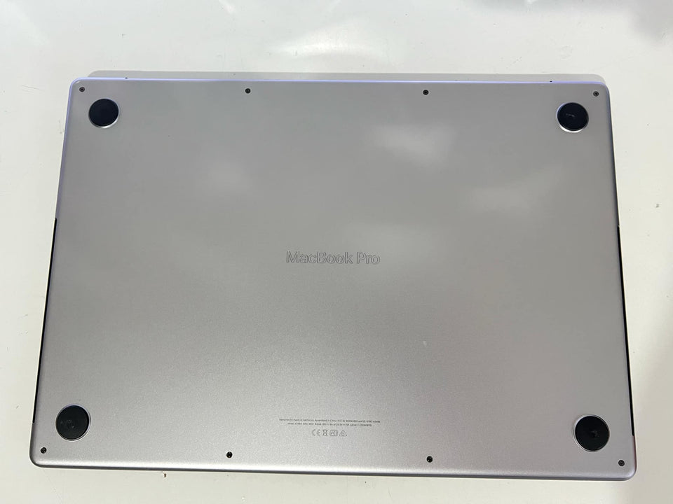 (FREE SHIP) MacBook Pro 16 M1 Max - 64GB RAM - 1TB SSD - 19 Battery Cycles - Original Box