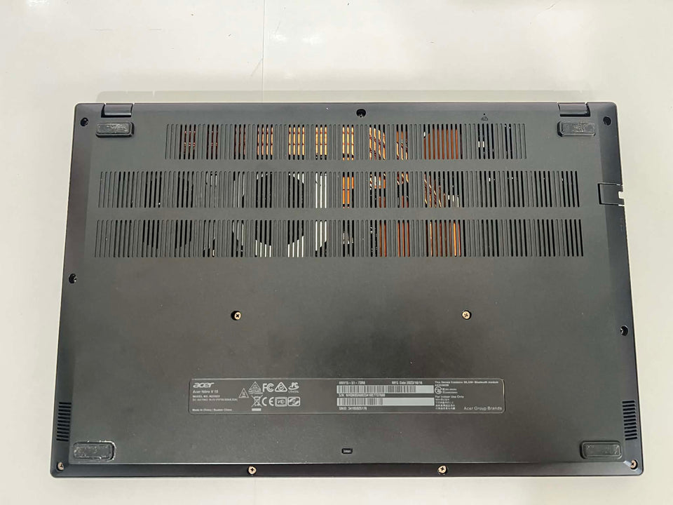 Acer Nitro V Laptop - i7-13620H - RTX 4050 6GB - 24GB DDR5 - 512GB SSD - 144Hz