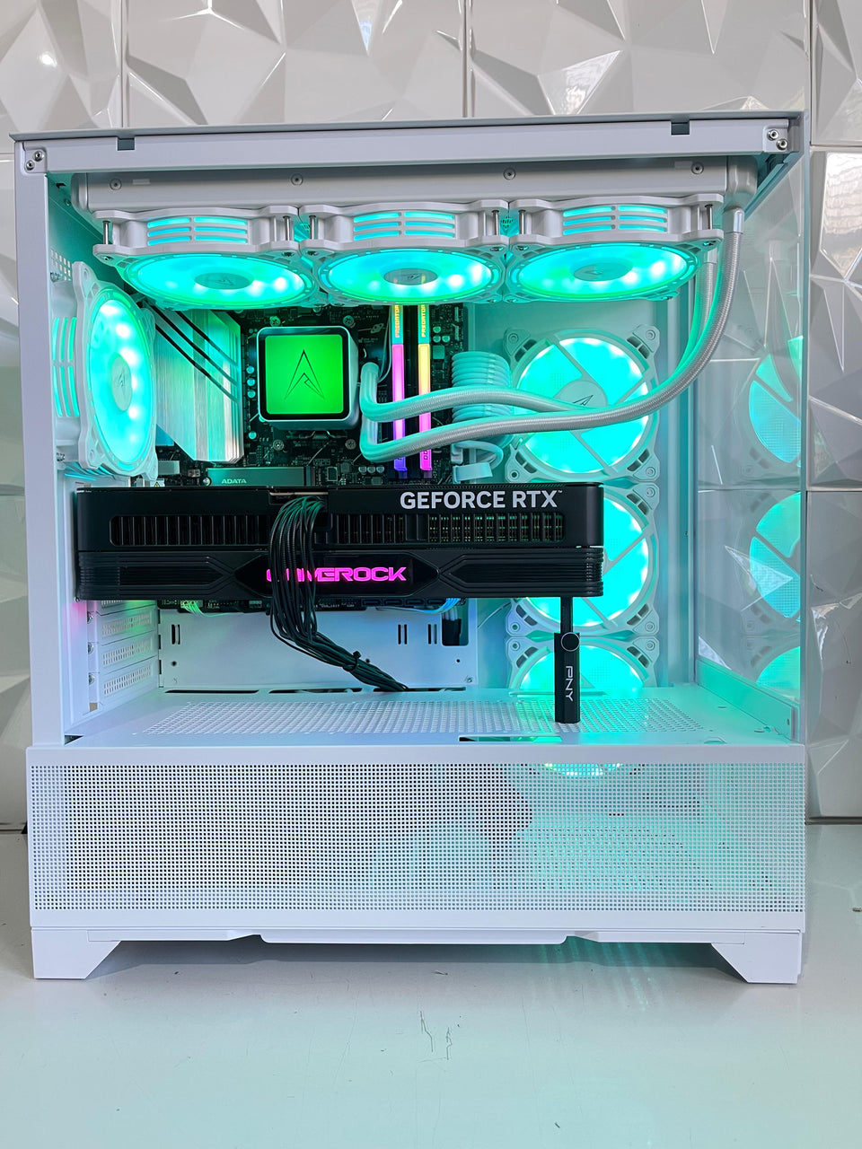 💥PROMOTION 💥PATRIOT II SNOW PC - RTX 5080 - R7-9800X3D - 32GB DDR5 - 1TB SSD