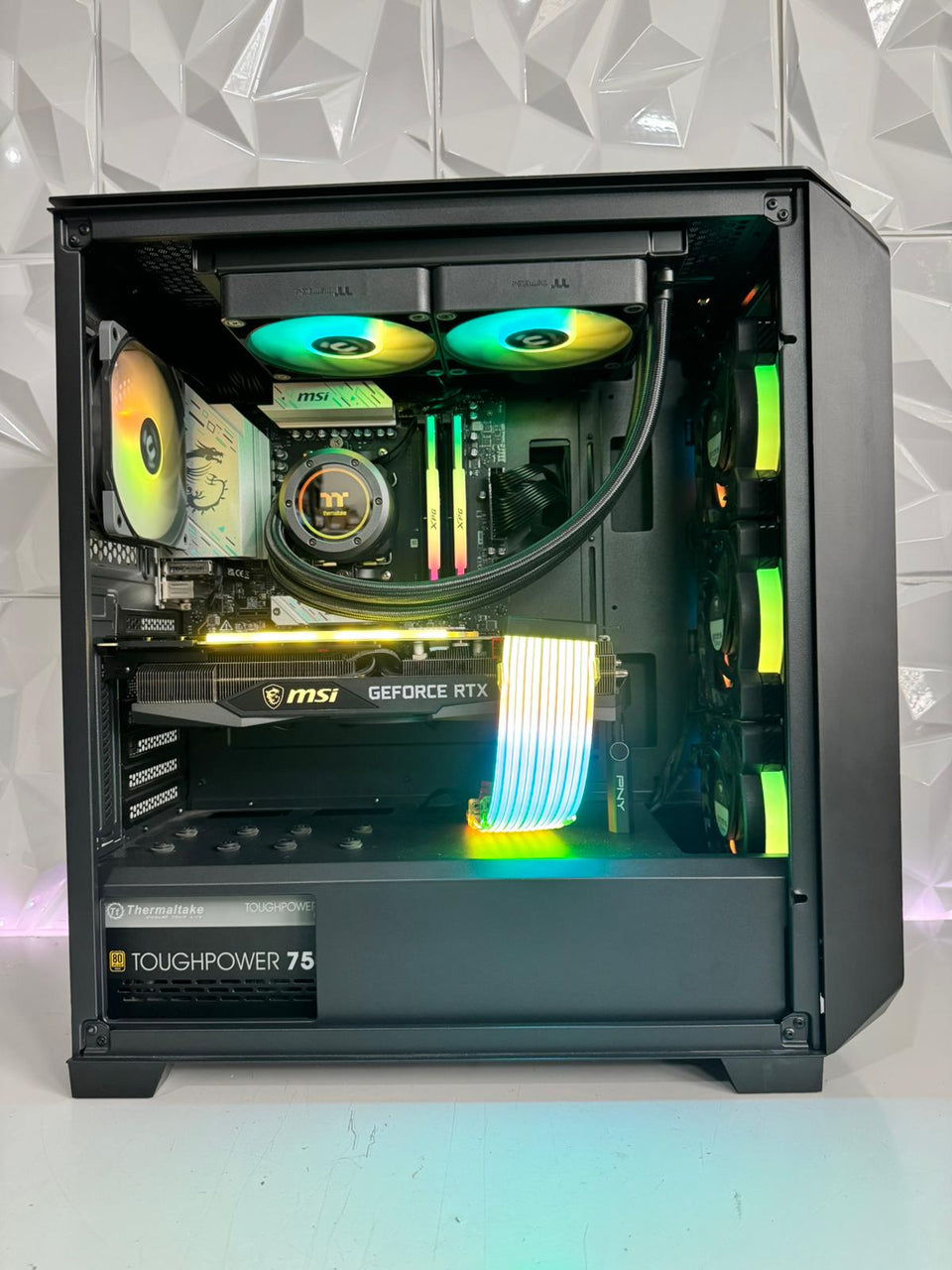 COURGAR AI PC - R7-7800X3D - RTX 3090 24GB - 64GB DDR5 - 1TB SSD + 4TB HDD